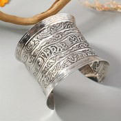 Resim Vintage Elephant Pattern Cuff Bangle Kadınların Retro Tasarım Bilezik Gümüş Kaplama Takı 