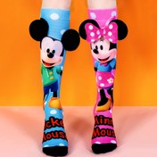 Resim Mickey ve Minnie'yi içeren şirin dizüstü çoraplar, çocuklar için özel olarak tasarlanmış bu trend yüksek çoraplar, çocuklar için ideal bir deneyim sunar. Partiler ve okula başlama gibi etkinlikler için mükemmel olan bu şirin ve moda Disney tutkunları için bir harika deneyim sunar. 