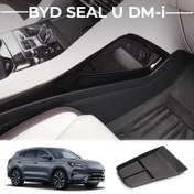 Resim BYD SEAL U DM-i Araba Merkezi Konsolu Alt Depolama Kutusu - Çok Bölümlü Tasarım, Ergonomik Kolu ve Güvenli Kilitlerle Telefon, Cüzdan, Anahtarların Güvenli Depolanması İçin Premium Siyah Silikon Organizatör - BYD SEAL U DM-i, Araba Depolama Çözümü, Modern Araba Aksesuarı, Dayanıklı Araba Aksesuarı 