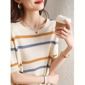 Resim Kadınların Rahat Çizgili Kısa Kollu Kazakları - Bej, Mavi ve Kahverengi Renk Bloğu, Yuvarlak Yaka, Tüm Mevsimler İçin Üst, Rahat Uygunluk, Rahat Giyim|Çizgili Üst|Kadınların Rahat Kazakları 