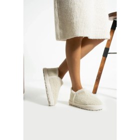 Resim Trios Shoes Kadın Kürklü Kaymaz Taban Peluş Ev Botu Panduf TS1152 