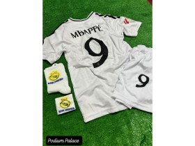 Resim K.y.l.i.a.n Mbappe 24/25 Real Madrid Yeni Sezon Beyaz Iç Saha Forması 4'lü Set(Beyaz) ZYN14 