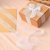 Resim 10 Yarda Beyaz Puantiyeli Kurdele Rulosu - Hediye Paketleme, Düğünler, Doğum Günleri ve Daha Fazlası İçin Mükemmel - Tüm Durumlar İçin Çok Yönlü Polyester Dekoratif Kurdele 