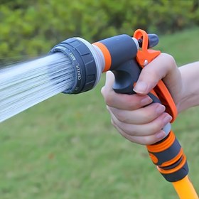 Resim Yüksek Basınçlı Ayarlanabilir Nozul Bahçe Sulama Tabancası - Hafif Dayanıklı Plastik, Ergonomik Turuncu ve Siyah Tutma Kolu, Amerikan/Evropsel Hortumlar için Uygun - Çim Bakımı, Araba Yıkama ve Açık Hava Sulama için İdeal, Rahat Tutma Kolu Tasarımı 