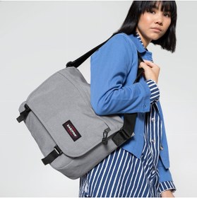 Resim Eastpak Delegate Gri Omuz Çantası 