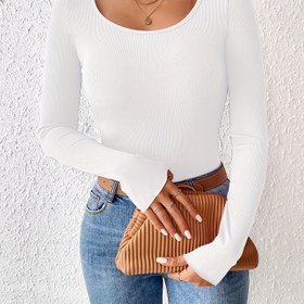 Resim Kadınların Kırmızı Uzun Kollu Tekne Yaka Kırpma Üstü - Rahat, Dar Kesim, Esnek Kumaş, Tüm Mevsim Tarzı, Rahat Kıyafet|Tekne Yaka Üstü|Esnek Malzeme 