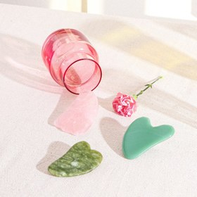 Resim Rose Quartz Gua Sha Massage Tool 