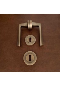 Resim Piramit Mat Antik Sarı Lüx Yuvarlak Rozetli Oda Kapı Kolu 2 Takım 