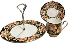 Resim İngiliz Royal Albert Provincial Flowers Praire Rose serisi duble kahve fincanı ve kurabiyelikli seti 