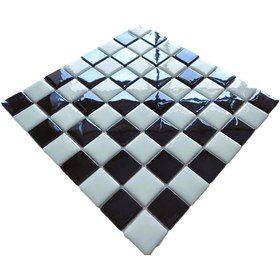 Resim MozaiKristaL Yaşam alanlarının tüm yüzeyleri için 38x38mm Beyaz-Siyah Damalı Cam Mozaik. (1 Koli=1 m2 Fiyatıdır) 