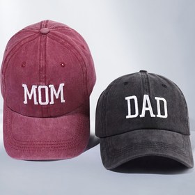 Resim 2 adet Unisex Anne & Baba Nakışlı Beyzbol Şapkaları - Ayarlanabilir Snapback, Hafif & Nefes Alabilir, Dış Mekan Giyiminde Mükemmel, Anneler Günü Hediyesi, Tüm Mevsim Konforu, Rahat Başlık, Dayanıklı Başlık 
