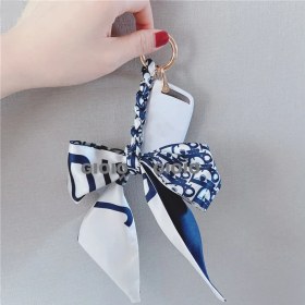 Resim Silver1 Gıoıo Yeni Ipek Eşarp Anahtarlık Kişiselleştirilmiş Inci Papyon Çanta Çekicilik Dokuma Anahtarlık (Yurt Dışından) 