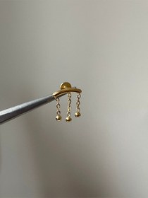 Resim 316 L Cerrahi Gold Renk Çelik Toplu Zincir Detaylı Sallantılı Kıkırdak Piercingi Kırmızı 