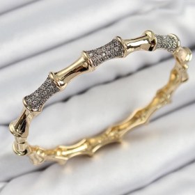 Resim Clariss Pirinç Zirkon Taşlı Kemik Model Gold Renk Vip Kadın Bileklik Çok Renkli 