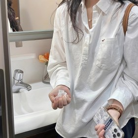 Resim 1 Adet Kadınlar İçin Fransız Esintili Beyaz Gömlek - Geniş Kesim Uzun Kollu Düğmeli Yaka Bluz, Yaz ve Geçiş Mevsimleri için Düz Renk Üst, Günlük ve Resmi Kullanıma Uygun 