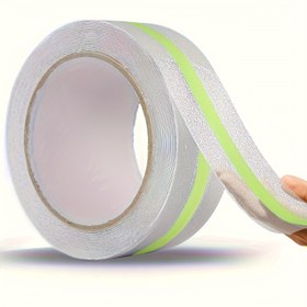Resim Gece lambası ile 1 adet kaymaz bant, 5.08 cm x 5.03 metre şeffaf tutma kayışı, yaşlıları, gençleri ve evcil hayvanları korumak için tasarlanmıştır. Dış mekan / iç mekan merdivenleri, garajlar, kaykaylar, havuz kenarı, banyo için adım çekiş kayışı, yüksek kavrama, yapışkan 