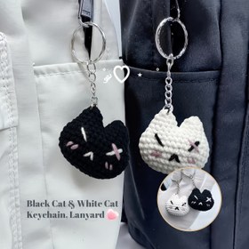 Resim 1 Adet veya 2 Adet Set Eğlenceli El Örgüsü Bebek Çift Süsleri, Siyah Kedi & Beyaz Kedi Çift Süsleri, El Örgüsü Bebek, Erkek Arkadaş Hediyesi, Kız Arkadaş Hediyesi, Aile Hediyesi, En İyi Arkadaş Hediyesi, Noel Hediyesi. Eğlenceli Çanta Süsü, Eğlenceli Anahtarlık, Arkadaşlık Hediyeleri,Tatil 