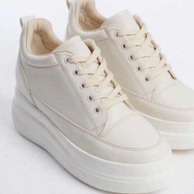 Resim She KADIN İÇTEN GİZLİ TOPUKLU TEN KREM SPOR AYAKKABI SNEAKER 