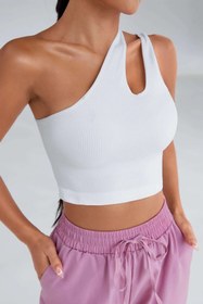 Resim Imoda Kadın Beyaz Tek Omuz Cut Out Detaylı Şık Crop Top Bluz 