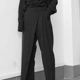 Resim Kadınların Şık Siyah Geniş Bacaklı Pantolonları - Cep Detaylı, Düz Bacaklı, Yüksek Bel, Düğme Kapatma, Günlük veya Resmi Kıyafetler İçin Mükemmel, Tüm Mevsimler İçin Uygun Pantolonlar|Minimalist Tarz|Düz Bacaklı Pantolonlar 