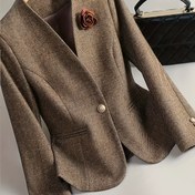 Resim Altın Tokalı "Chanay Tarzı" Tweed Takım Elbise - Tek Çiçek Desenli İki Düğmeli Tweed Ceket 