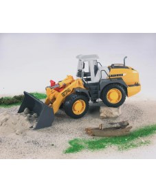 Resim Bruder Liebherr L 574 Kepçe BR02430 