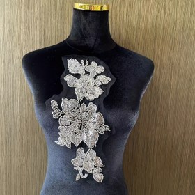 Resim Çiçekli Boncuk İşleme Aplike Yama, Dikişli Elegant Sekuin Çiçek Motifi için DIY Nikah Gelinlik ve Formal Giyim - Siyah 