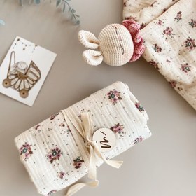 Resim Amigurumi Çiçekli Tavşan Deluxe Bebek Seti - Battaniye 