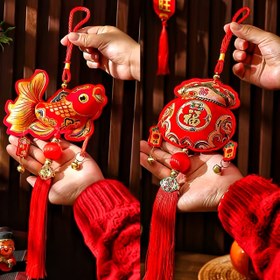 Resim 1 adet Çin Tarzı Dekorasyon ve Düzenleme Malzemeleri, Bayramlık Atmosfer Dekorasyonu Küçük Kolye, Oturma Odası Atmosferi için Küçük Zil, Güvenli Koi Küçük Kolye 