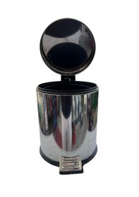 Resim 5 Litre Krom Paslanmaz-pedallı Çöp Kovası Krom 