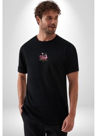 Resim Güller Ve Dikenler Şimdi Ne Yapmalıyız Siyah Oversize Unisex Ön Orta Minimal Baskılı Tişört Siyah 