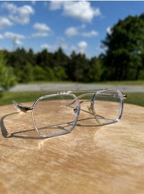 Resim VisionGlasses Vitrum Şeffaf Köşeli Lüks Unisex Şeffaf Camlı Mavi Işık Korumalı Gözlük 