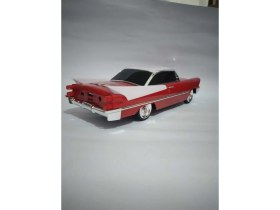 Resim Kırmızı Nostaljik Araba Temalı Radyo, Şık ve Retro Tasarım ile Keyifli Dinleme 