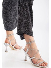 Resim Feles Bilekten Bağlamalı Taş Detaylı Topuklu Kadın Abiye Ayakkabı Gümüş 