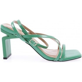 Resim Dgn K9001 Kadin Küt Burun Çapraz Bantli Topuklu Sandalet K9001-1748-R1938 Yeşil 