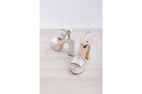 Resim Derinet Bilekten Bantlı Kalın Topuk Platformlu Kadın Ayakkabı 