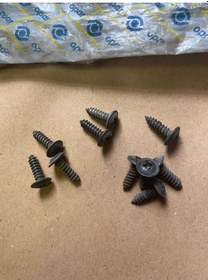 Resim Opar Tofaş Murat 131 Murat 124 Kaporta Sabitleme Montaj Civatası 10 Adet 