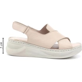 Resim Gönderi(r) Kadın Bej Cırt Bantlı Dolgu Topuklu Hakiki Deri Comfort Sandalet 