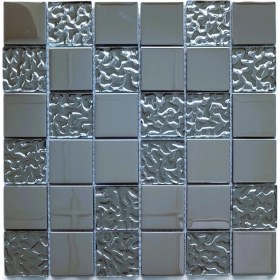 Resim MozaiKristaL Mutfak Tezgah Arası ve (Zemin Hariç) Iç Dekorasyon Uygulamaları Için Gümüş Krom Kristal Cam Mozaik. Cam Ölçüsü: 48X48X6 Mm. File Karo Ölçüsü: 30X30 Cm. ( 1 Kutu = 11 Karo File = 1 M2 Fiyatıdır ) 