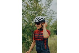 Resim Sena Akıllı Bisiklet Kaskı, R1 Evo, Mat Beyaz, S Beden 