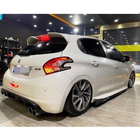 Resim Peugeot 208 Marşpiyel Takımı - Plastik - Parlak Siyah 