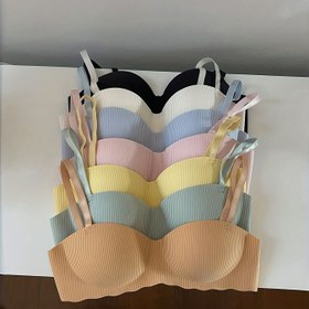 Resim Rastgele 3 adet Seti, Pürüzsüz, Dikişsiz Kadın İç Çamaşırı ile, Teli Olmayan, Yan Dolma ve Sarkanlığı Önleyen, Rahatlık ve Destek Sağlayan, Ayarlanabilir, Tek Parça Yarım Kuplu Sütyen ile 