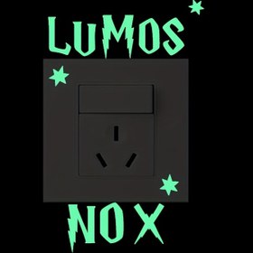 Resim Karanlıkta Parlayan Lumos Nox Duvar Çıkartması, PVC, Kolay Yapıştır & Sökme Özellikli - Yatak Odası, Salon ve Ev Dekorasyonu İçin Stickerlar, Duvar Dekoru,Oturma Odası Dekoru,Karanlıkta Parlayan,Dekoratif Çıkartmalar,Kendinden yapışkanlı dekal,PVC Malzeme,Soyulup Yapıştırılabilir Dekal,Yapışkan Duvar Sanatı,Modern Ev Sahipleri,İç Mimarlar 