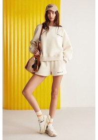 Resim Jennıfer Kadın Organik Pamuklu Nakışlı Yuvarlak Yakalı Oversize Vanilya Sweatshirt 