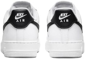 Resim Nike Wmns Air Force 1 '07 Ess Basketbol ayakkabısı. Kadın 