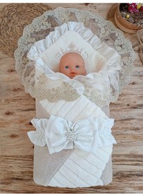 Resim Yenidoğan Wool Yün Kumaş Taç Nakışlı Güpür Duvaklı Fiyonk Prizma Taş Unisex Kundak Bebek Battaniyesi Bej 
