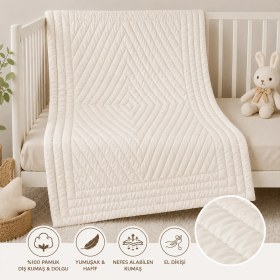 Resim di Tubina %100 Pamuk 90X130 cm El Dikişi Beyaz Doğal Nefes Alan Bebek Yorganı 