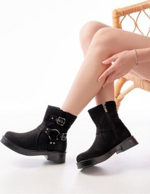 Resim 02-2013 Siyah Süet Toka Aksesuarlı Fermuarlı Günlük Kadın Bot Beyaz 