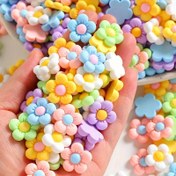 Resim 70 Adet Canlı Pastel ve Çok Renkli Reçine Beş Yapraklı Çiçek Süsleri - Takı, Ayakkabı, Saat, Paskalya, Sevgililer Günü & Anneler Günü El İşi Aksesuarları, Buket Dekorasyonu, Hediye Süslemeleri, Festival Süslemeleri için Şık DIY Malzemeler 