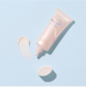 Resim Parlak Ve Pürüzsüz Görünüm Sağlayan Nemlendirici Cilt Bakım Balmı Glow Skin Balm 20 Mililitre 